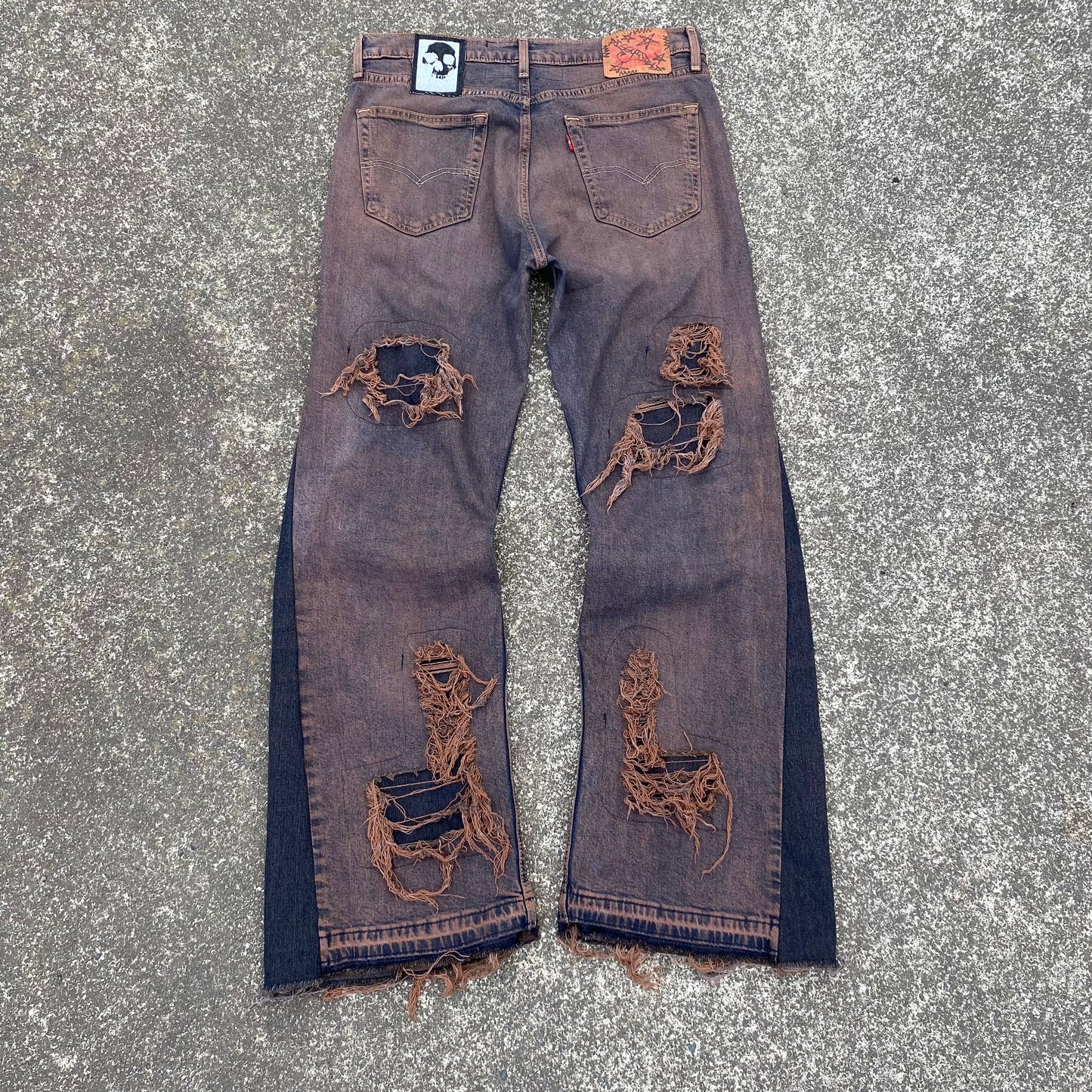 1/1 ‘Escaped From my Tomb’ Distressed Jeans - 34X32