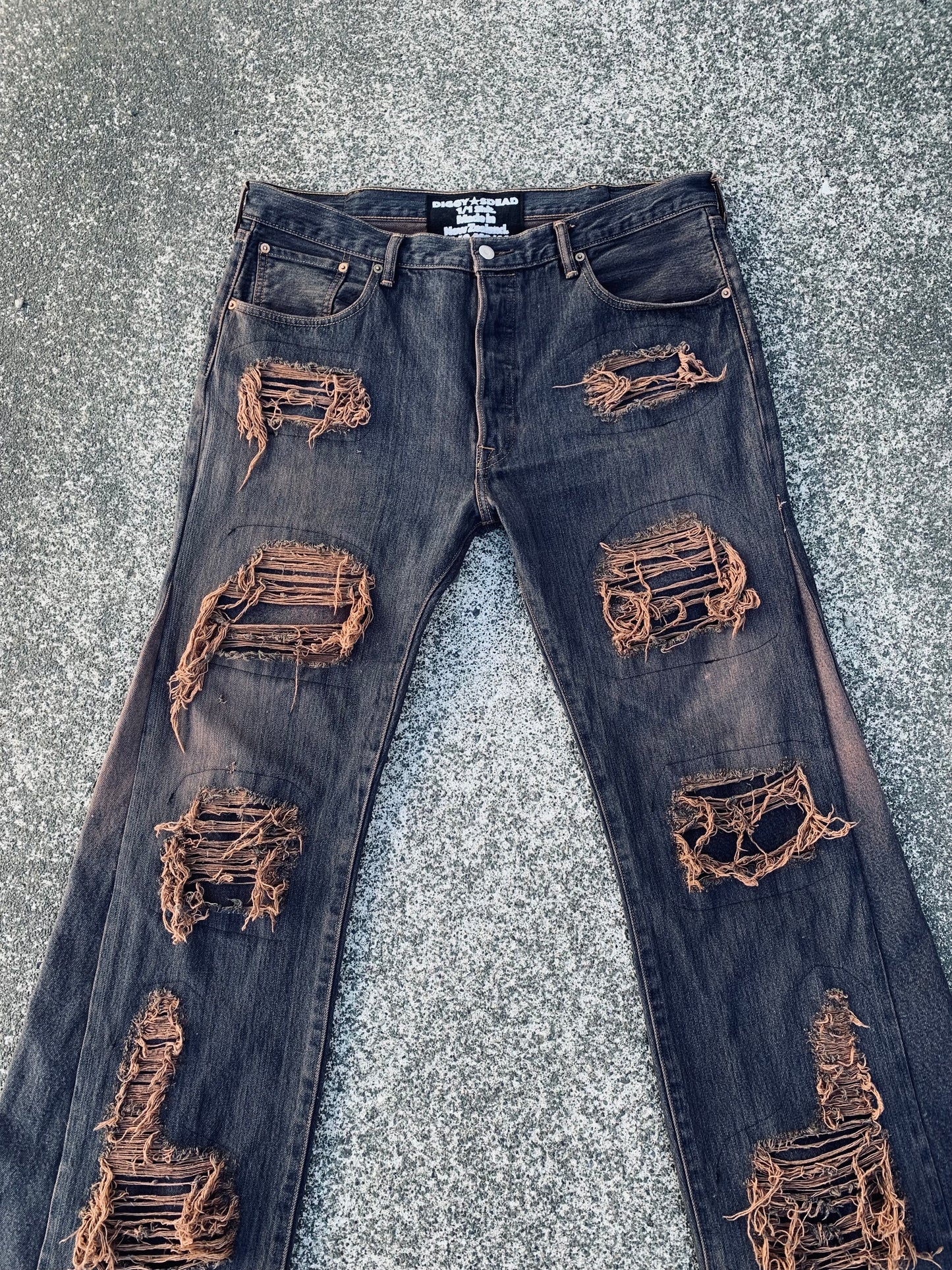 1/1 Choc Distressed Jeans - 38X33