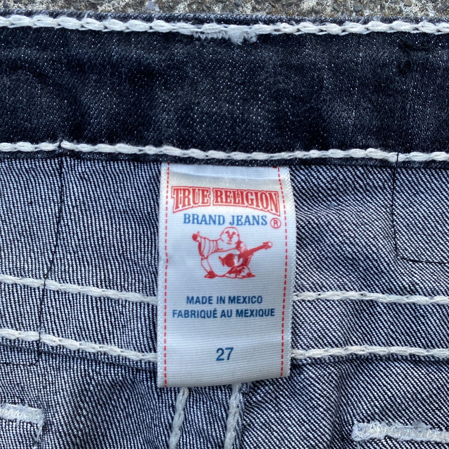 1/1 Distressed True Religion Womans Jeans - 27x30