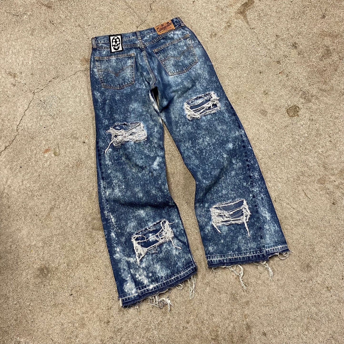 1/1 ‘ROTTEN SOLDIER’ Bleached Flared Jeans - 34X32