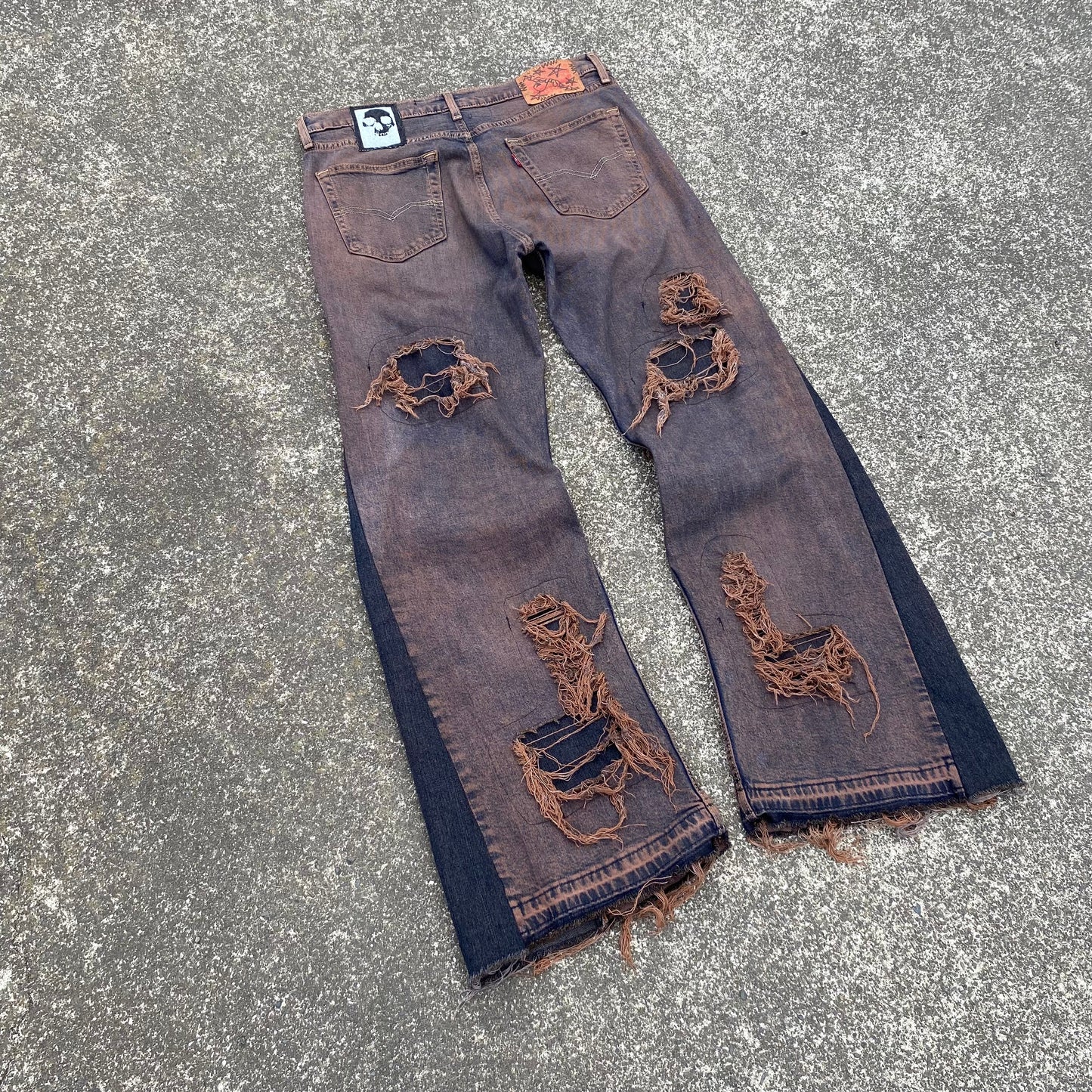 1/1 ‘Escaped From my Tomb’ Distressed Jeans - 34X32