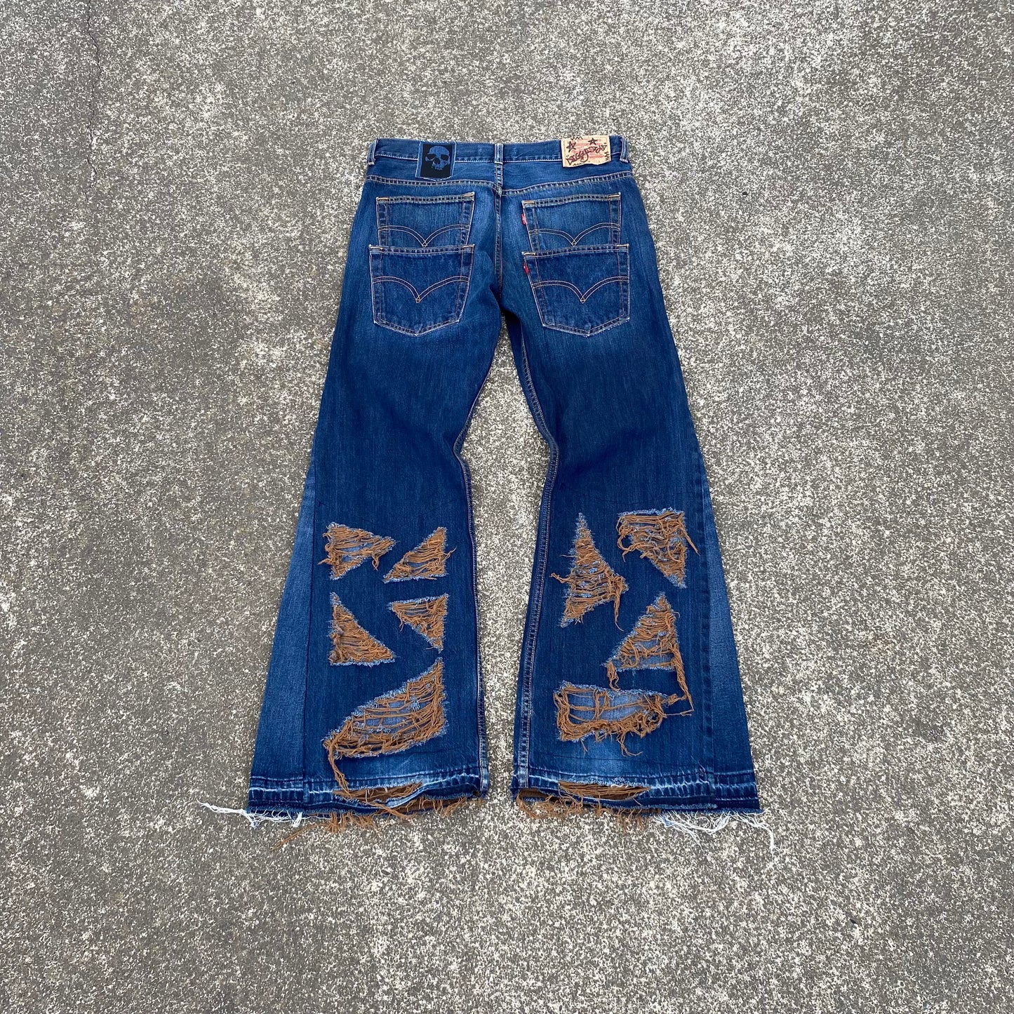 1/1 ‘My Distressing is Made of Mud’ Distressed Jeans - 33X32