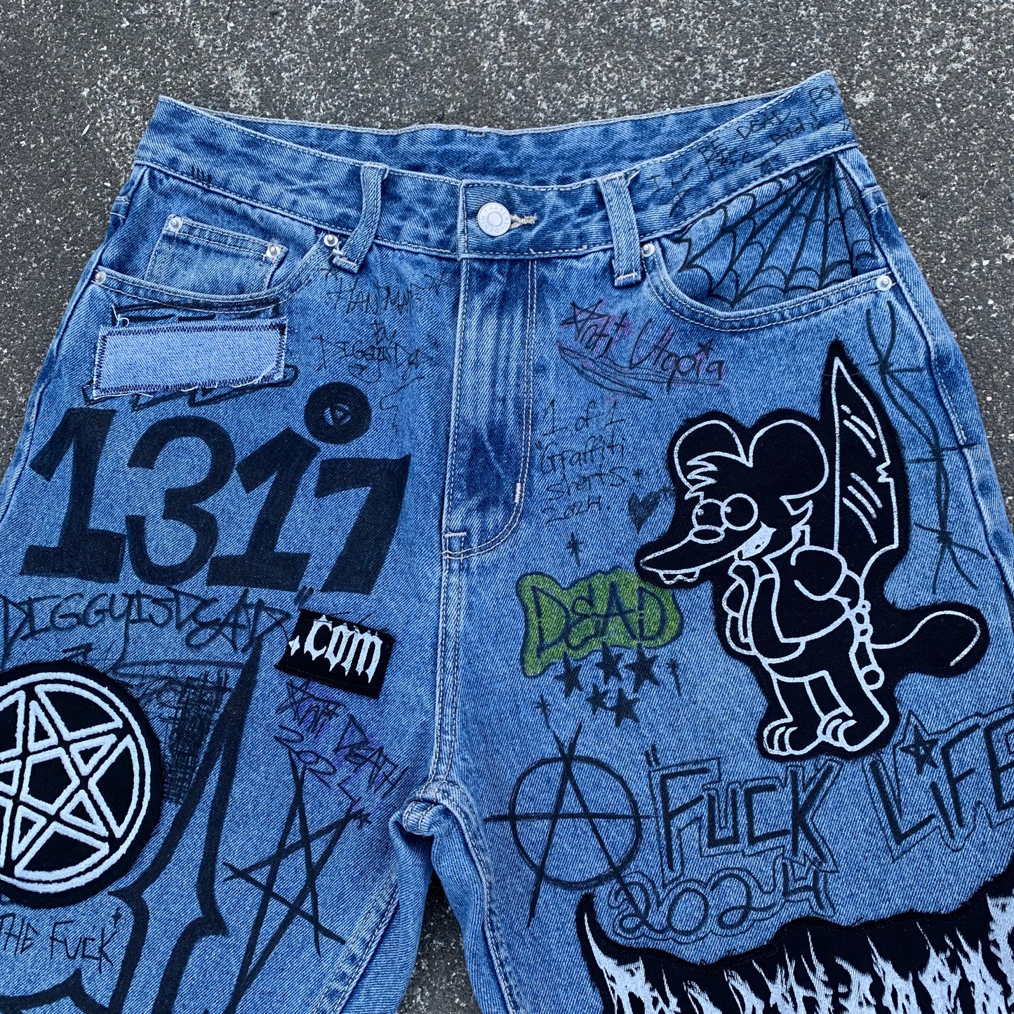 1/1 Graffiti shorts