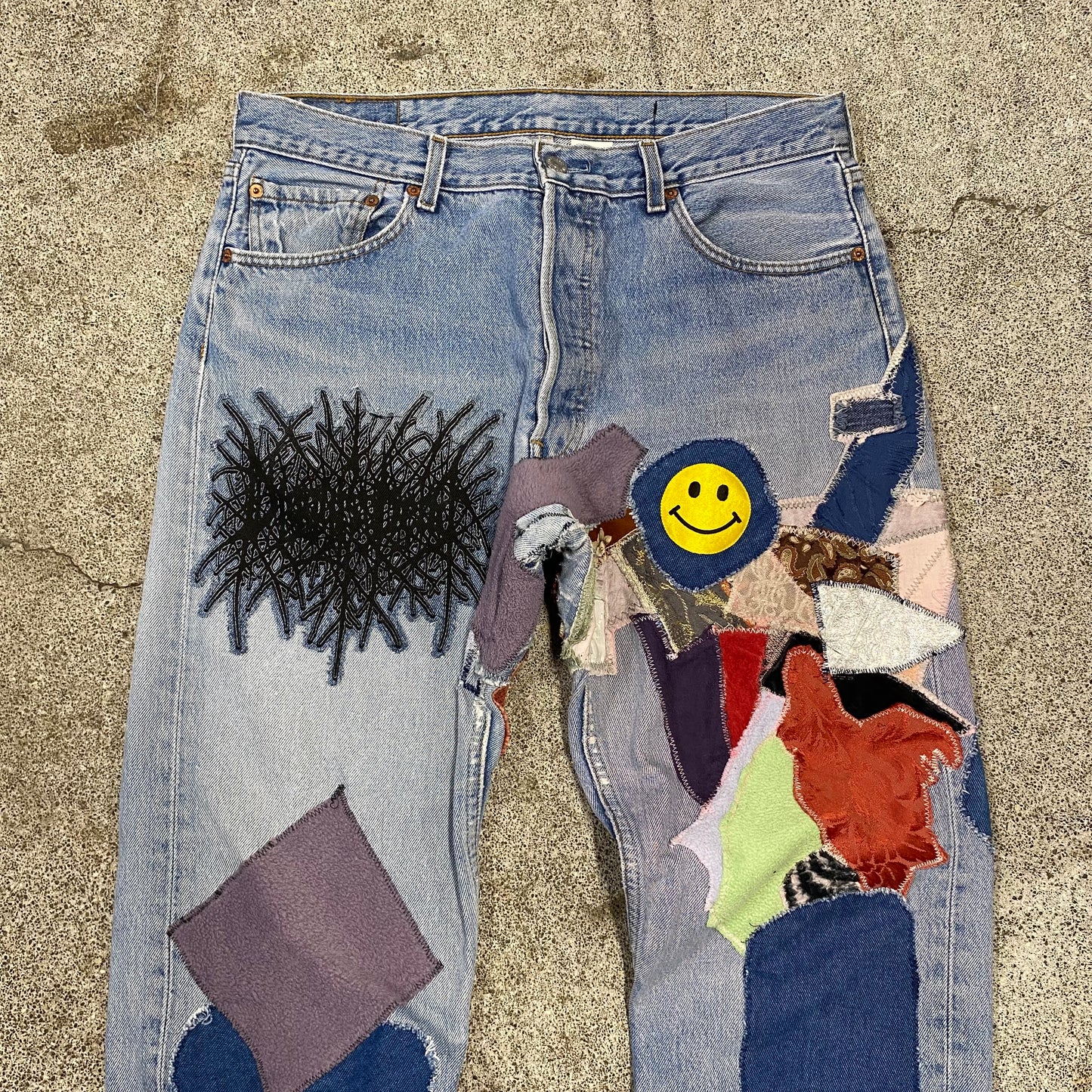 1/1 ‘VERRIS IS CRAZY’ Levis Jeans - 34X32