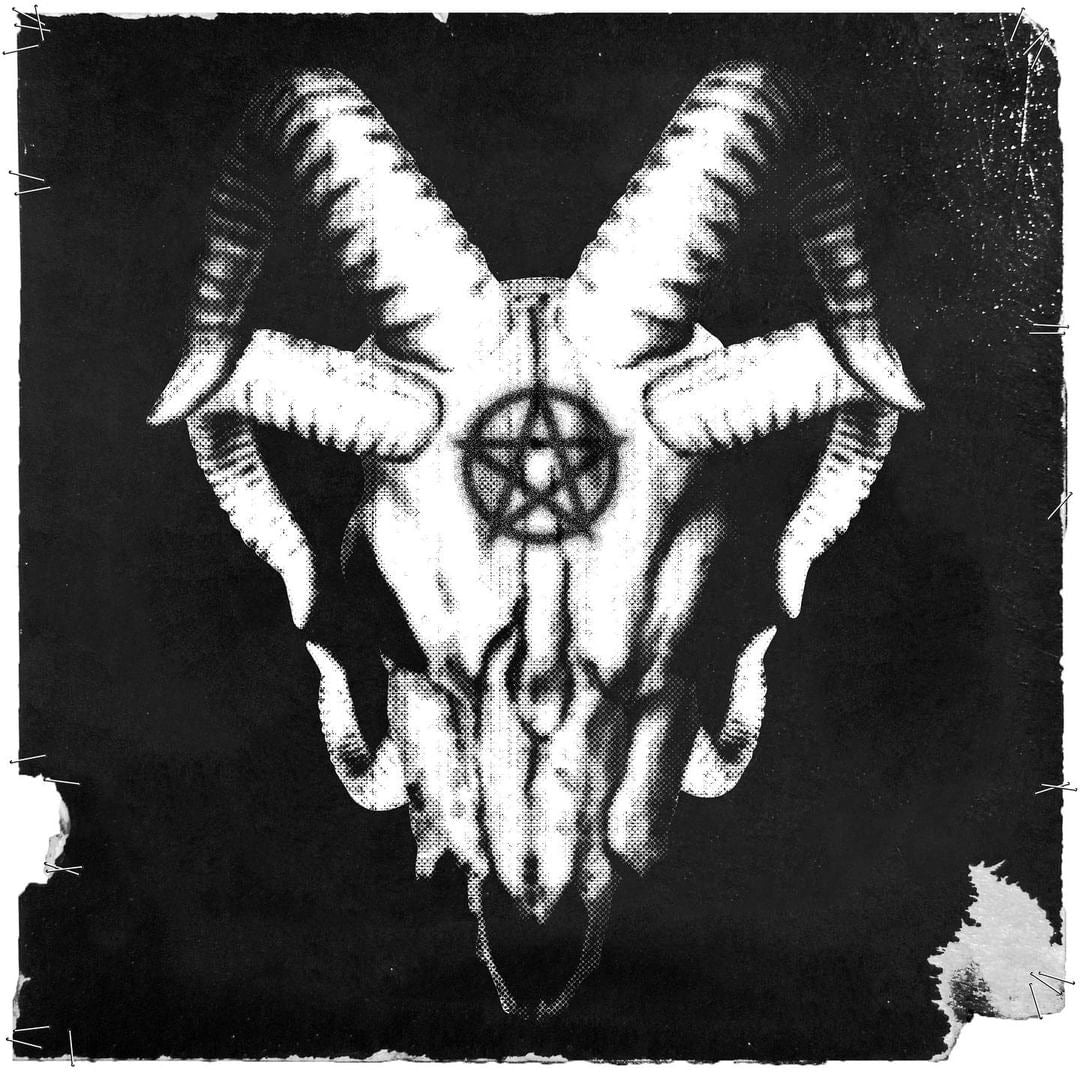 Goat skull Tee - White