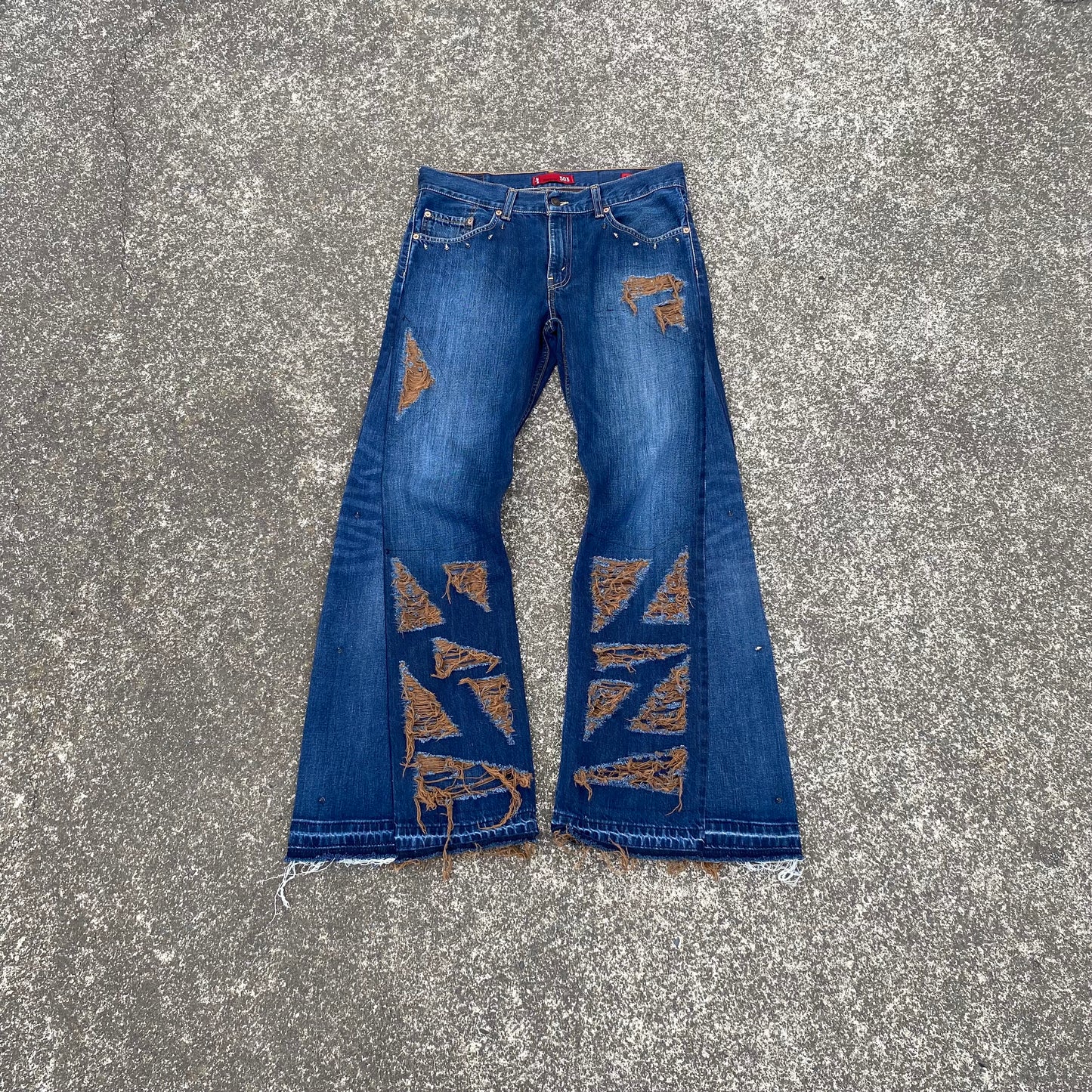 1/1 ‘My Distressing is Made of Mud’ Distressed Jeans - 33X32