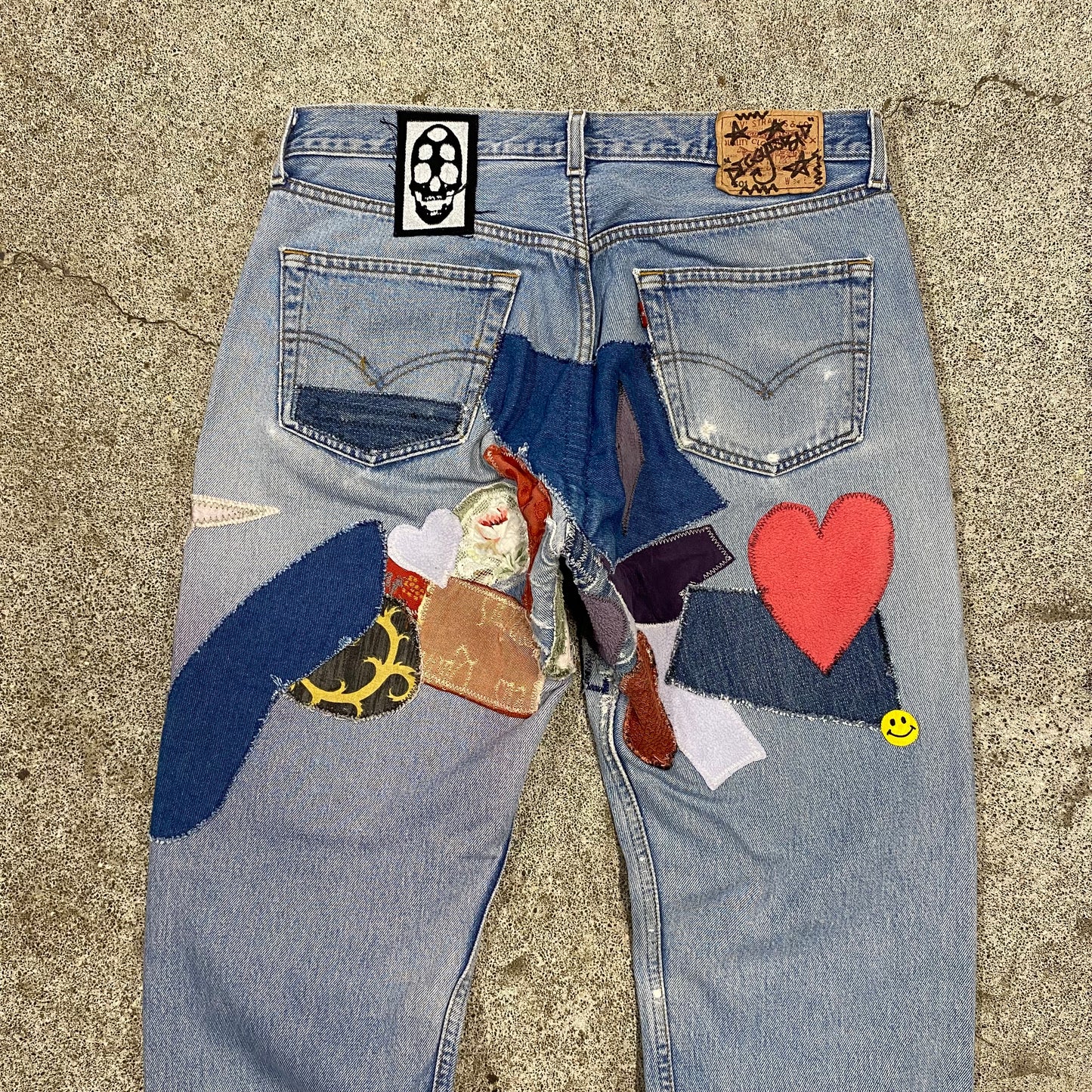 1/1 ‘VERRIS IS CRAZY’ Levis Jeans - 34X32