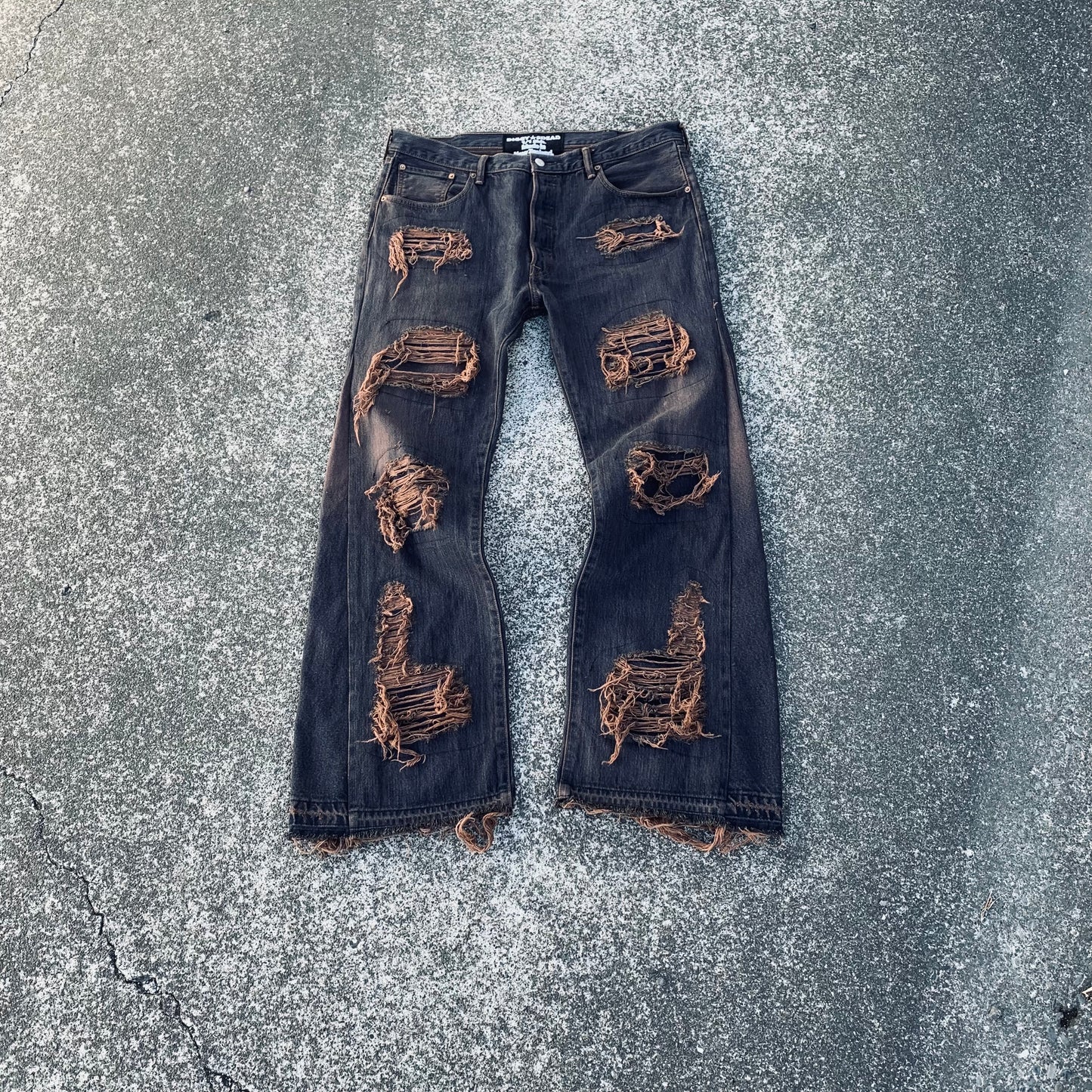 1/1 Choc Distressed Jeans - 38X33