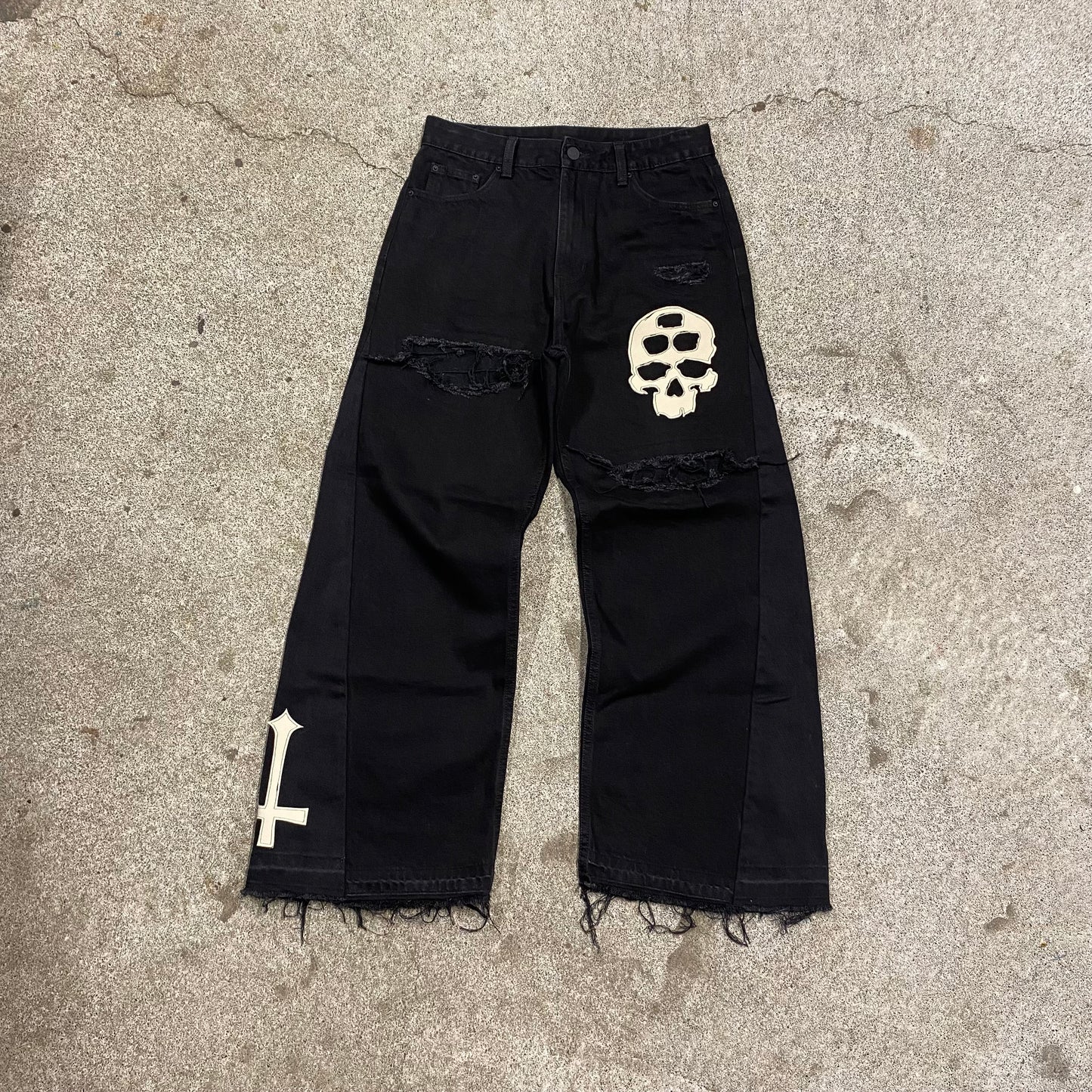 1/1 ‘LEATHER SKULL’ Flared Jeans - 32X32