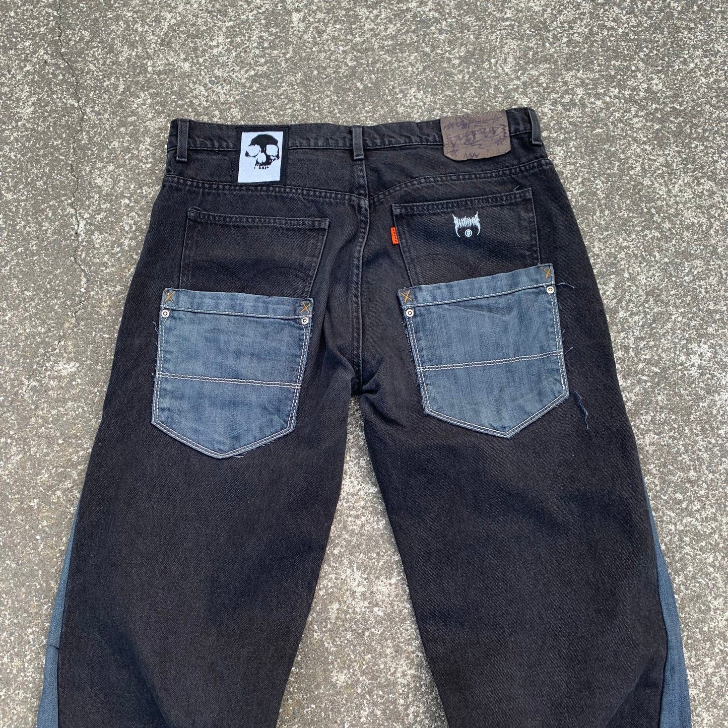 1/1 Distressed Dead Jeans - 36x36