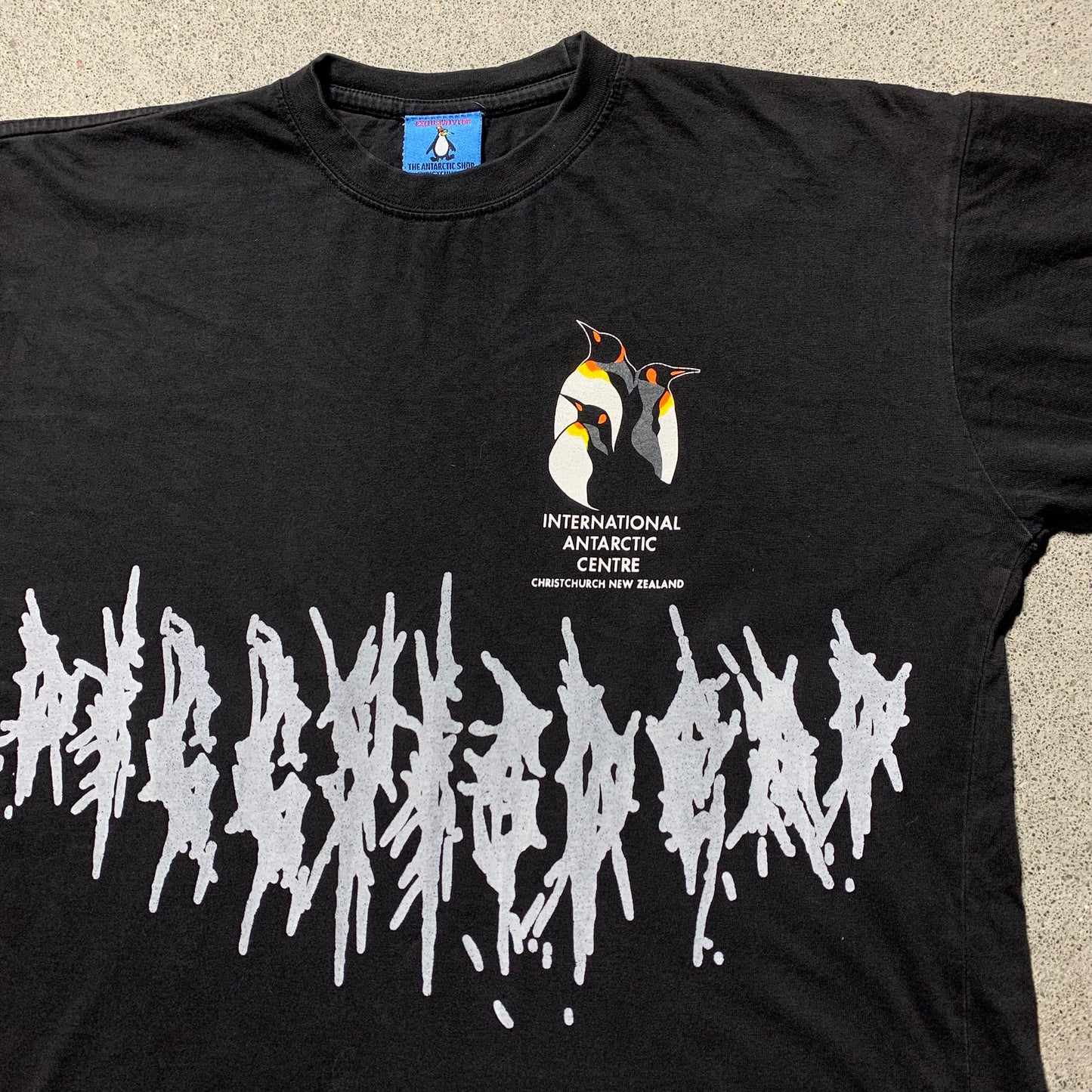 1/1 CHCH logo Tee Black - S