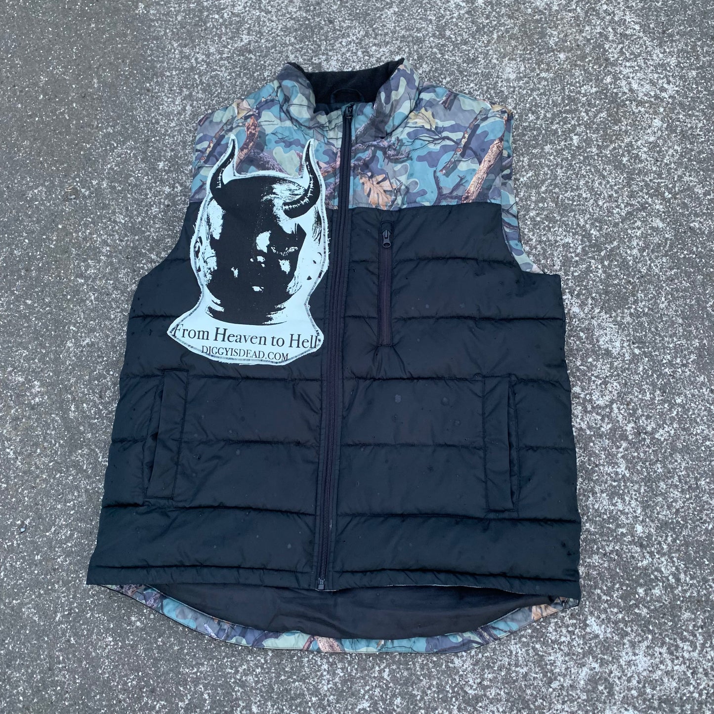 1/1 Heaven to Hell camo Vest - Large