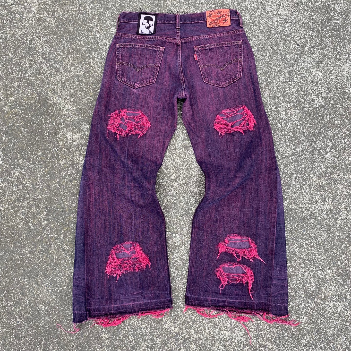 1/1 ‘Dead Cherry’ Distressed Jeans - 30X30