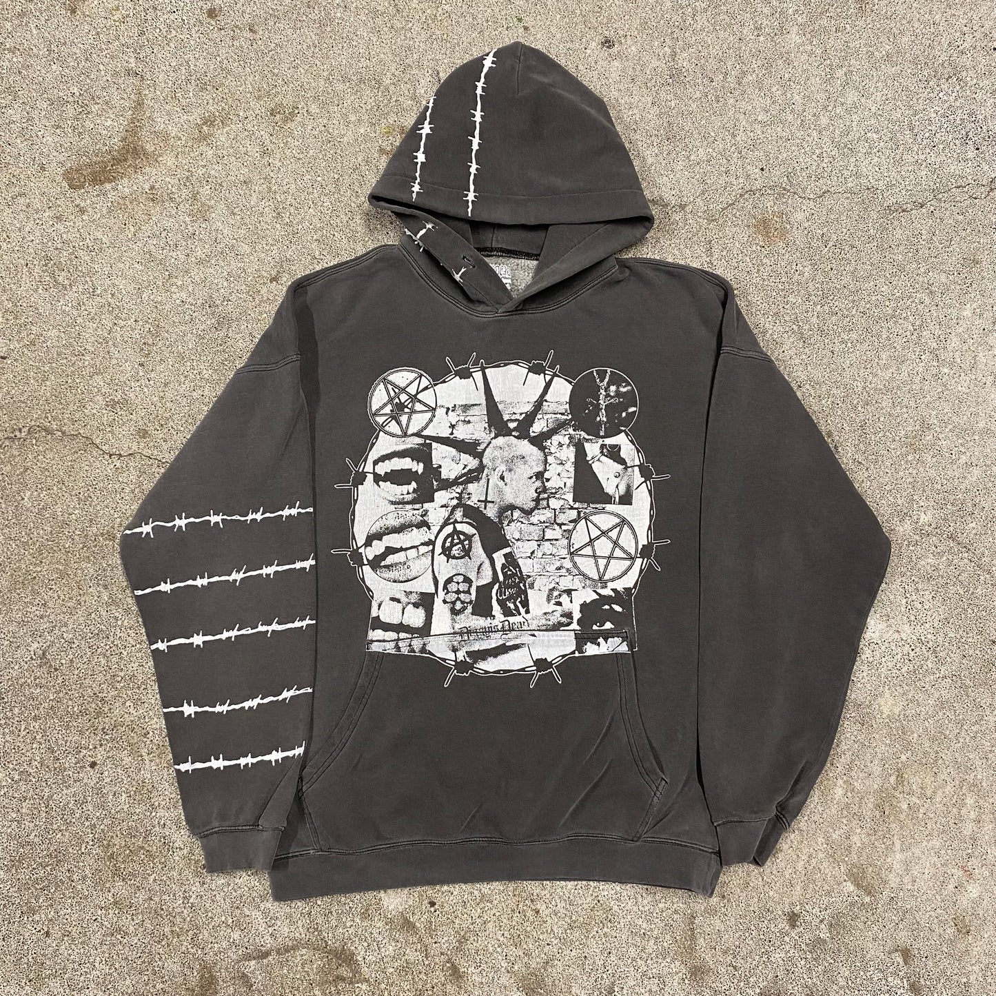 1/1 DID Barbed Hoodie - M