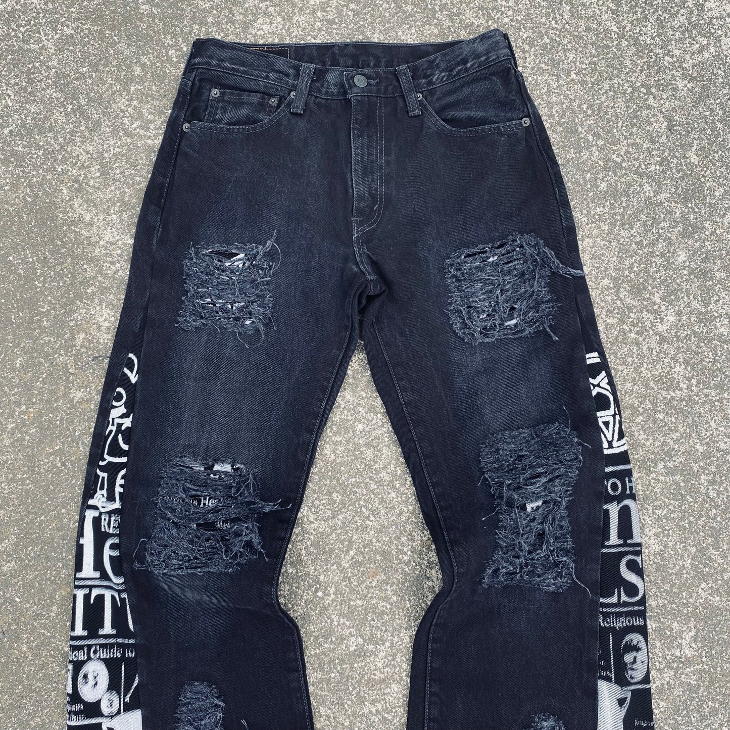 1/1 ‘Axis’ Distressed Jeans - 32X32