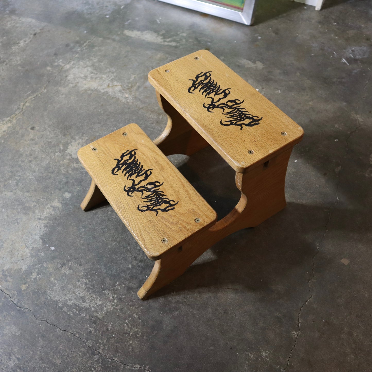 1of1 Step Stool