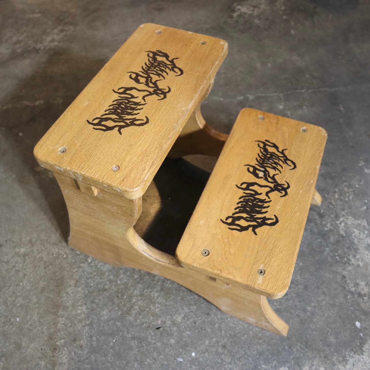 1of1 Step Stool