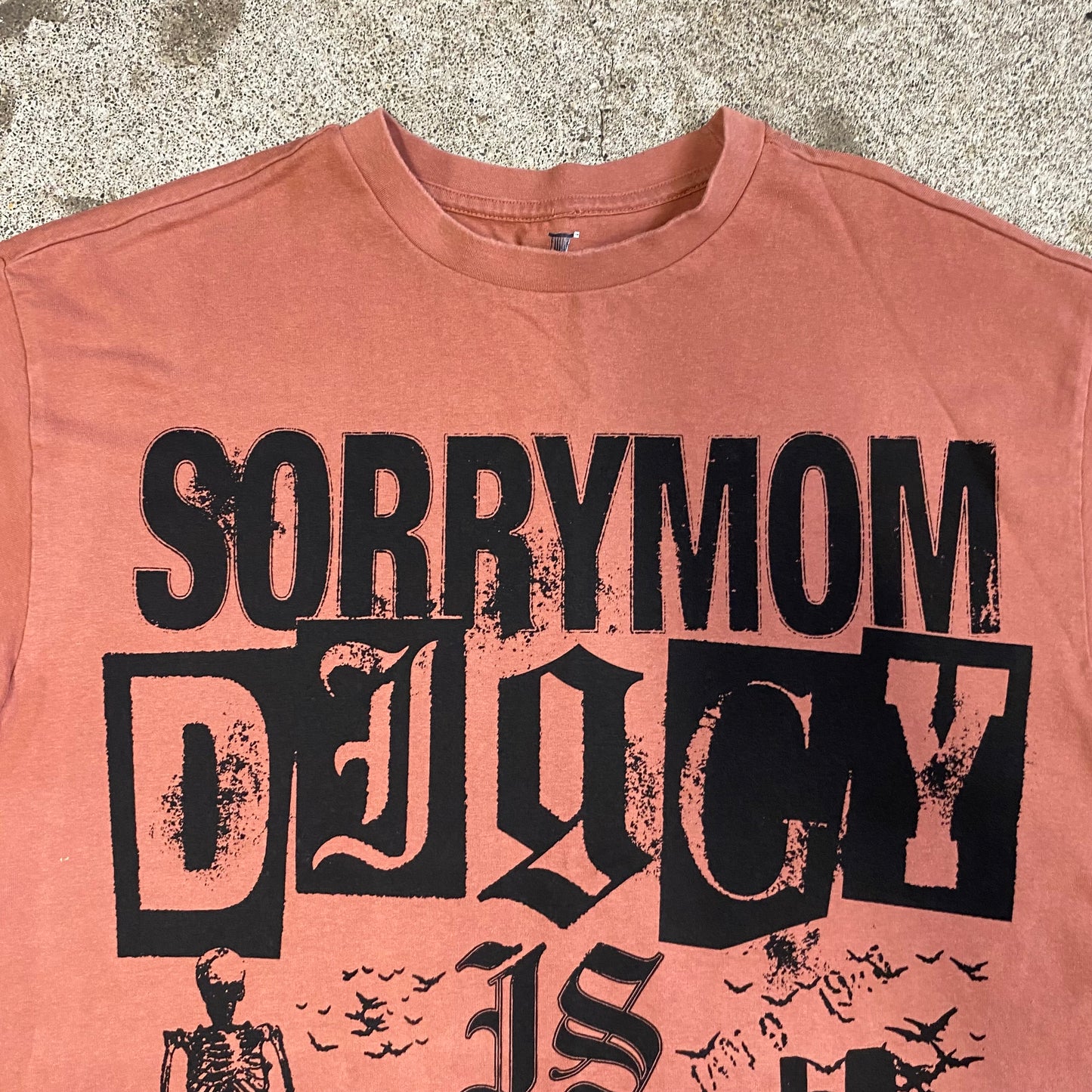 1/1 SORRYMOM X DIGGYISDEAD TSHIRT - Brown/Black