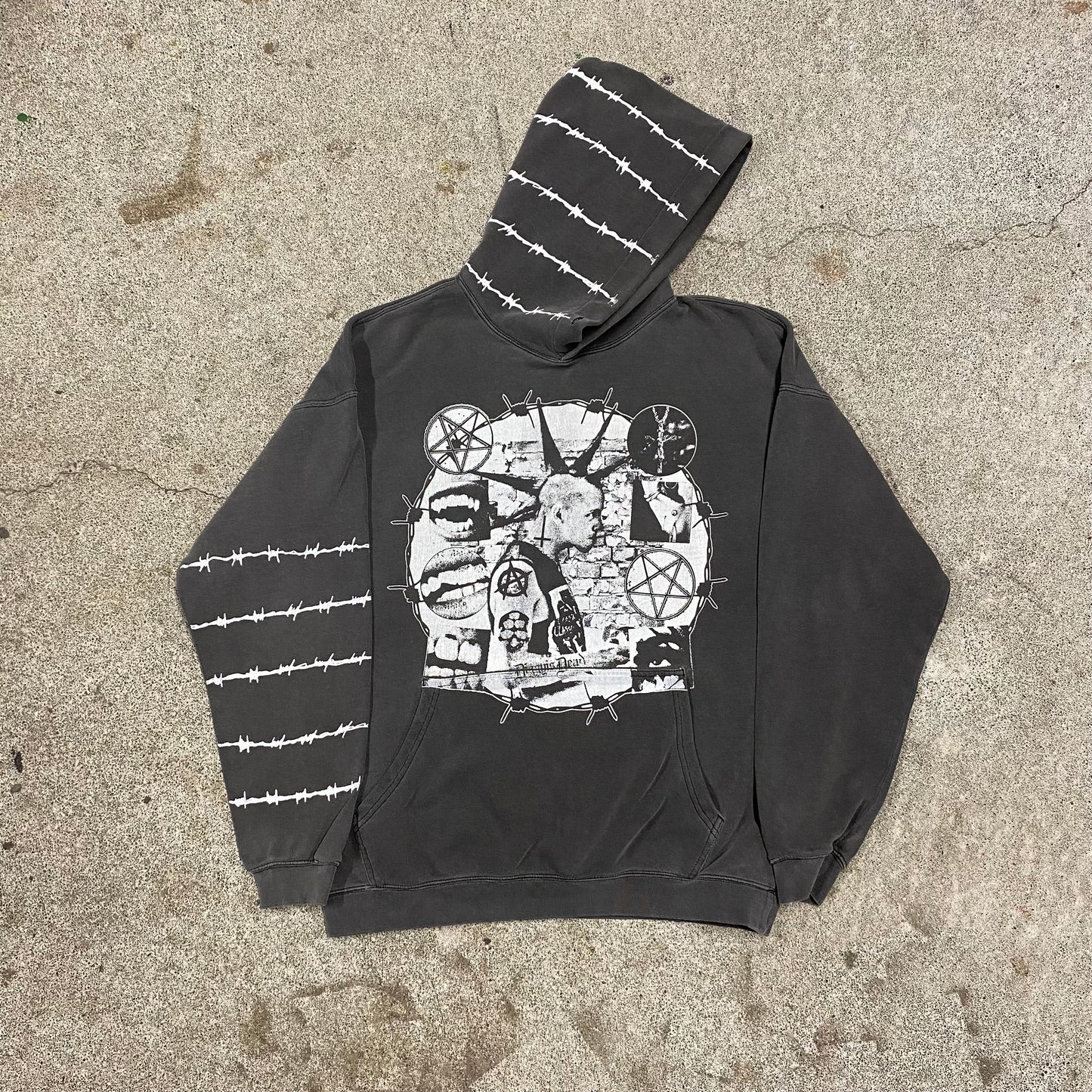 1/1 DID Barbed Hoodie - M