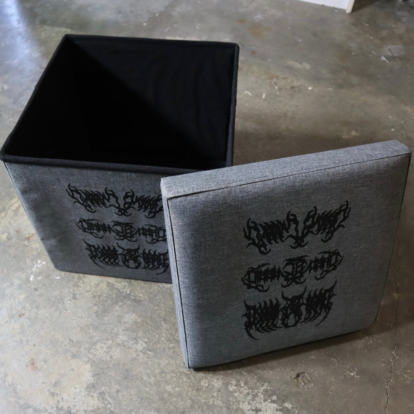 1of1 Ottoman