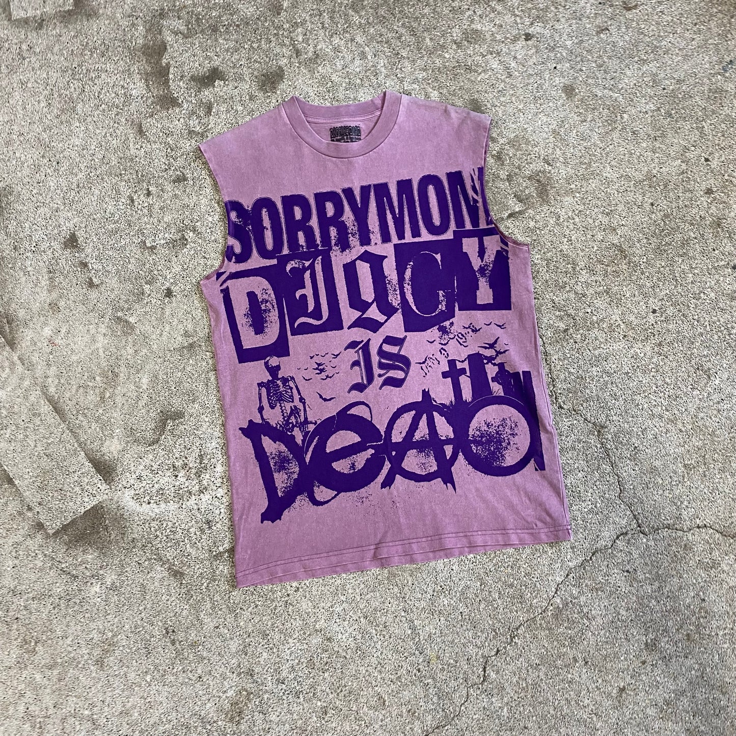 1/1 SORRYMOM X DIGGYISDEAD TANK TEE - Purple/Purple