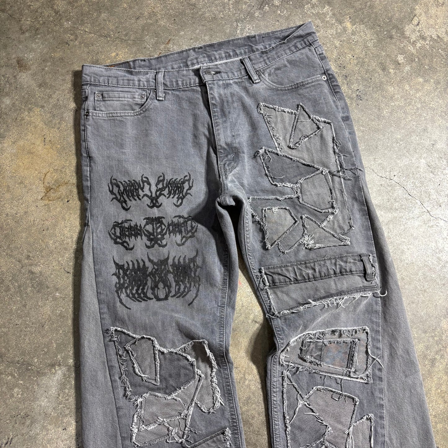 1/1 ‘GREYGREYGREY’ Flared Jeans - 38X32