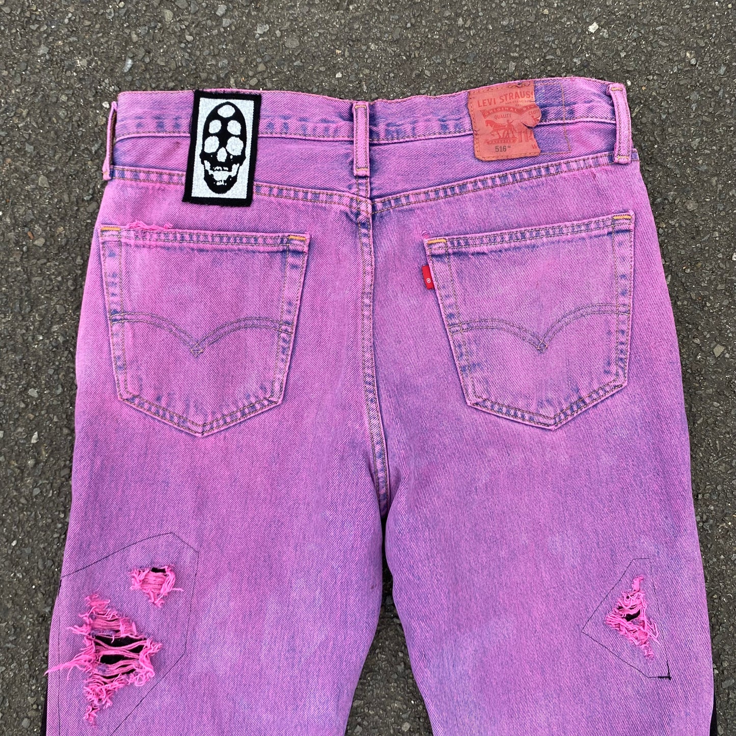 1/1 ‘PINK HEARTS’ Flared Jeans - 32X32