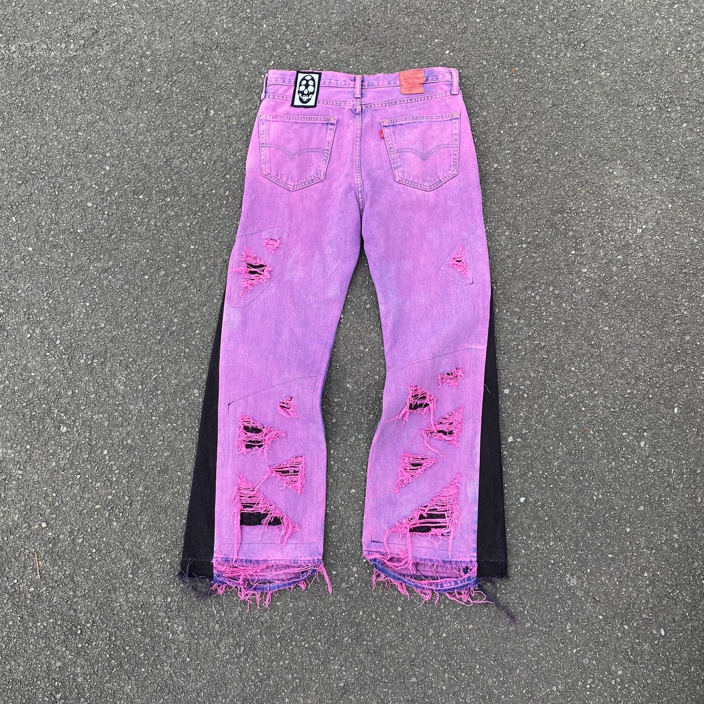 1/1 ‘PINK HEARTS’ Flared Jeans - 32X32