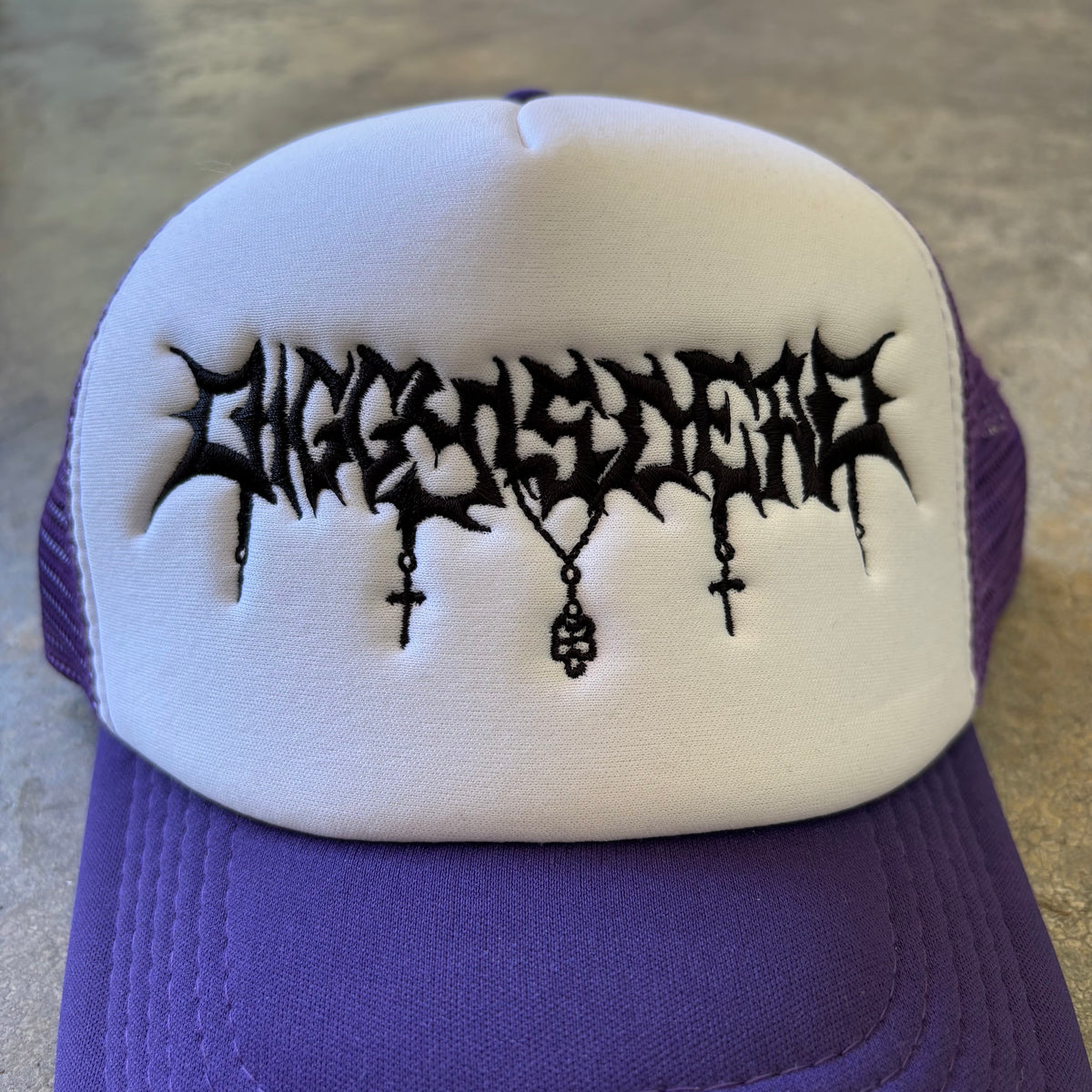 HALLOWEEN BASIC TRUCKER - White/Purp