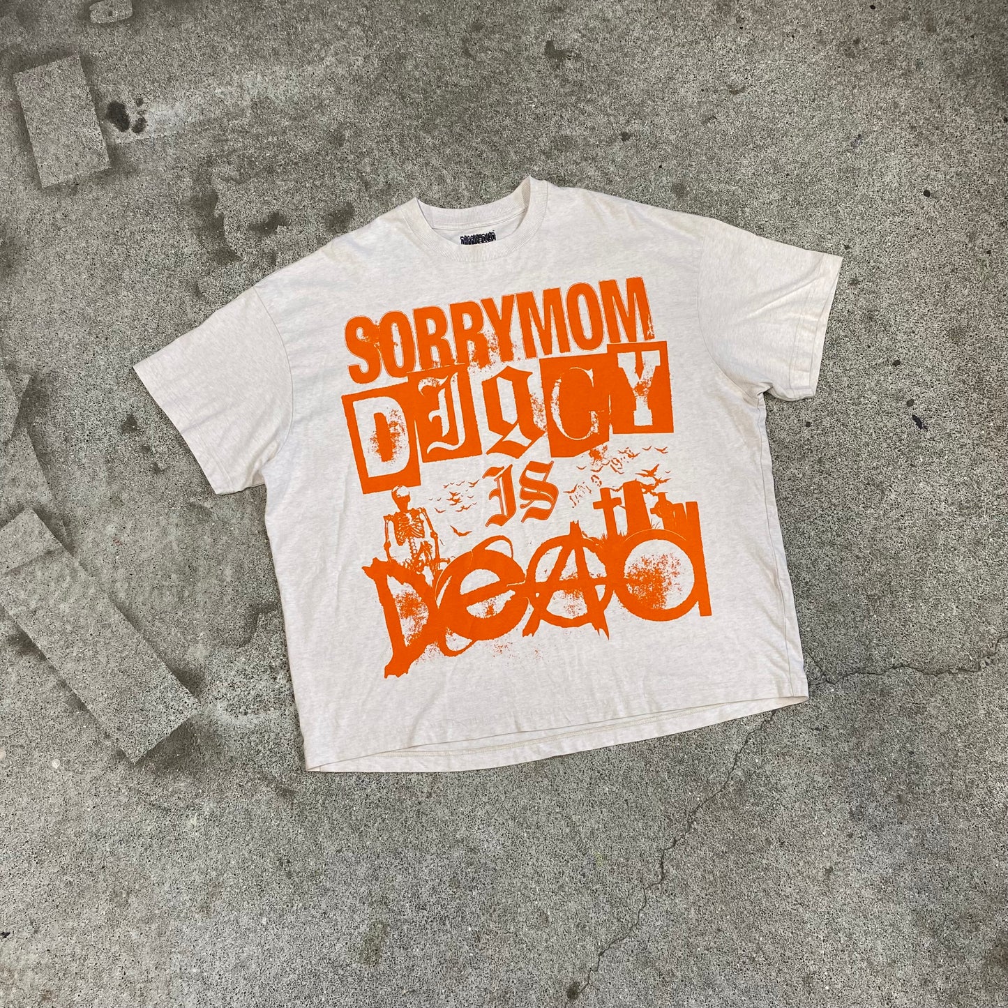 1/1 SORRYMOM X DIGGYISDEAD TSHIRT - White/Orange