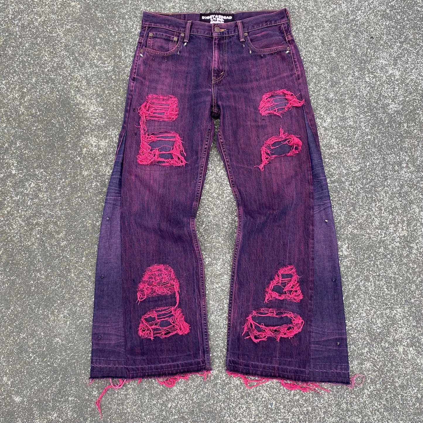 1/1 ‘Dead Cherry’ Distressed Jeans - 30X30