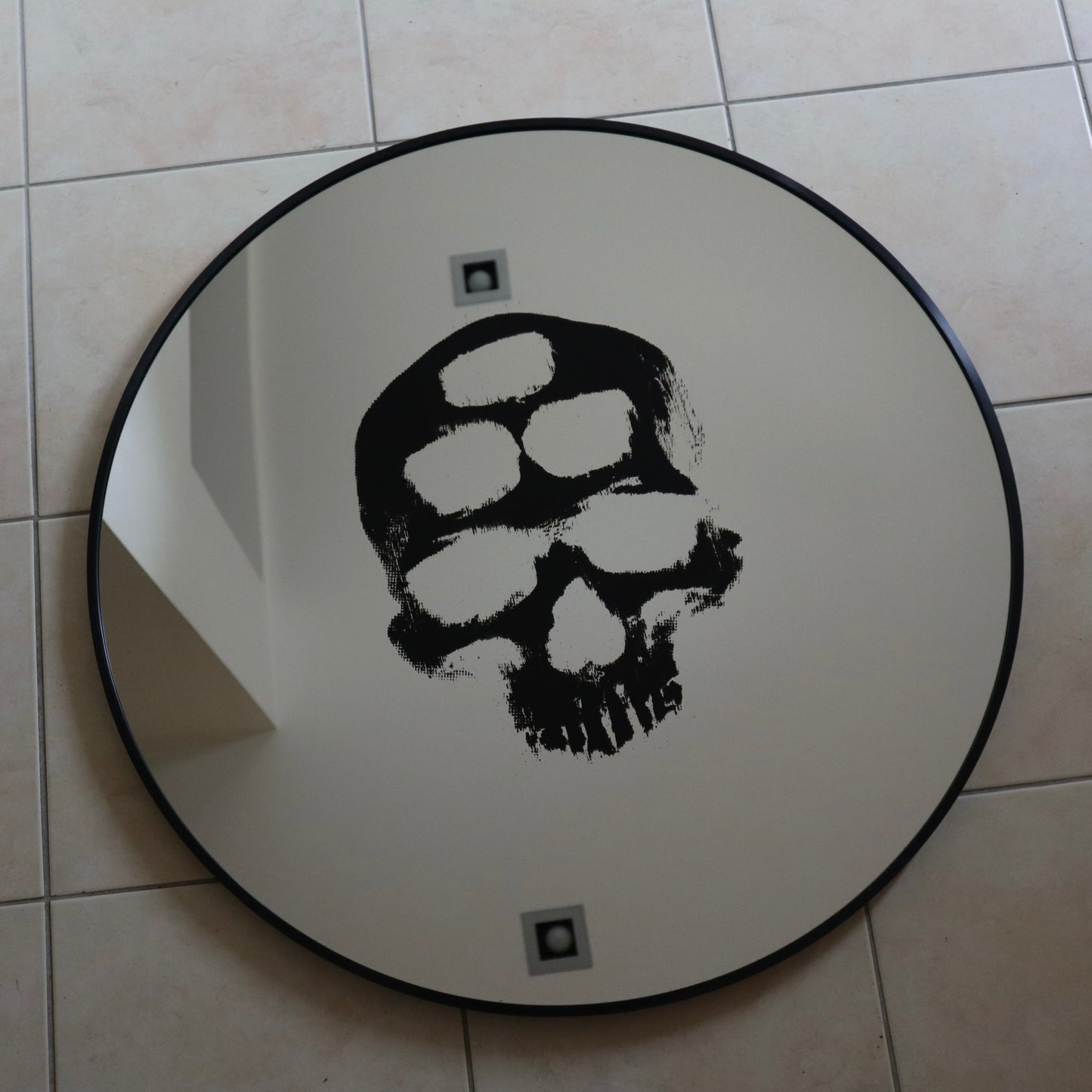 1of1 Mirror
