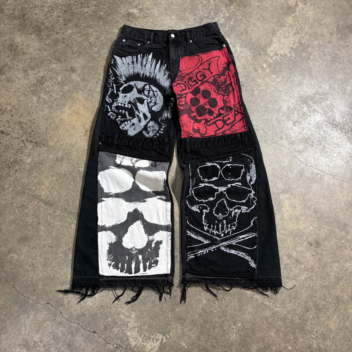 1/1 ‘GRAVETORN’ Jeans - 30X33