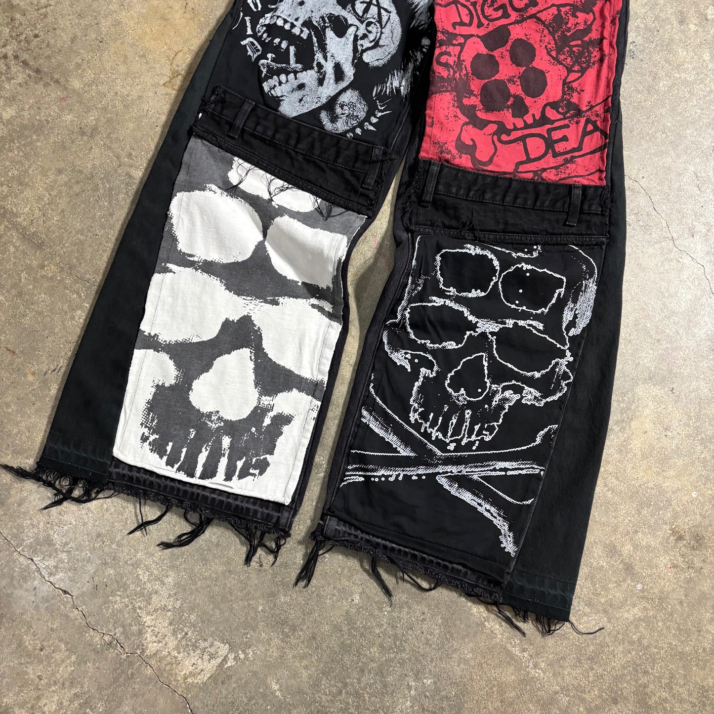 1/1 ‘GRAVETORN’ Jeans - 30X33