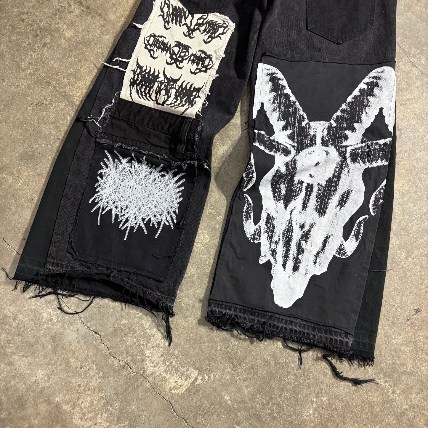 1/1 ‘GRAVETORN’ Jeans - 30X33